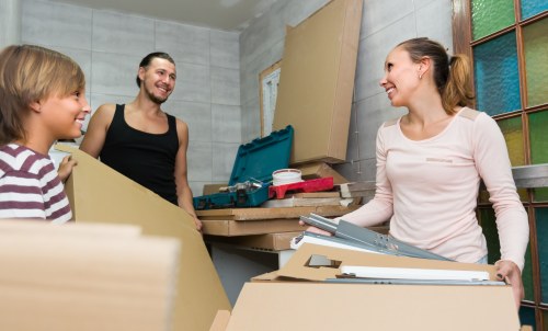 Commercial moving team planning a relocation in Notting Hill streets